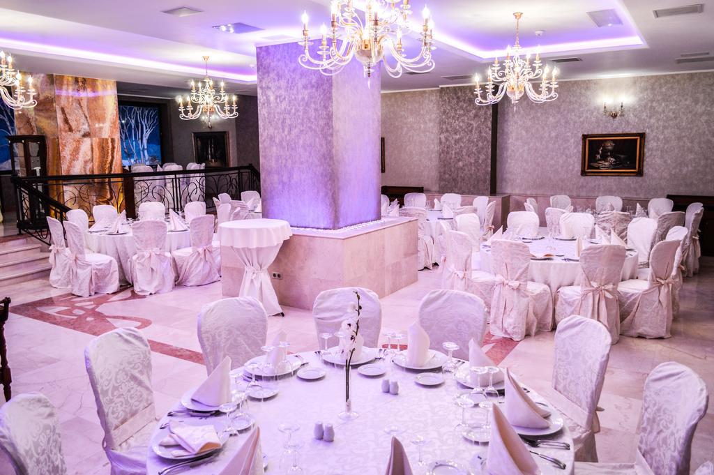 Premier Palace Spa Hotel Bucharest Luaran gambar A banquet hall